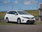 Toyota Auris 1.8 Hybrid Touring Sports CVT 2013 Wit, Auto's, Zwart, Wit, Origineel Nederlands, 1798 cc