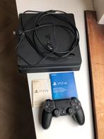 PlayStation 4 Slim 500GB met controller, Spelcomputers en Games, Ophalen, Zo goed als nieuw, Met 1 controller, Slim