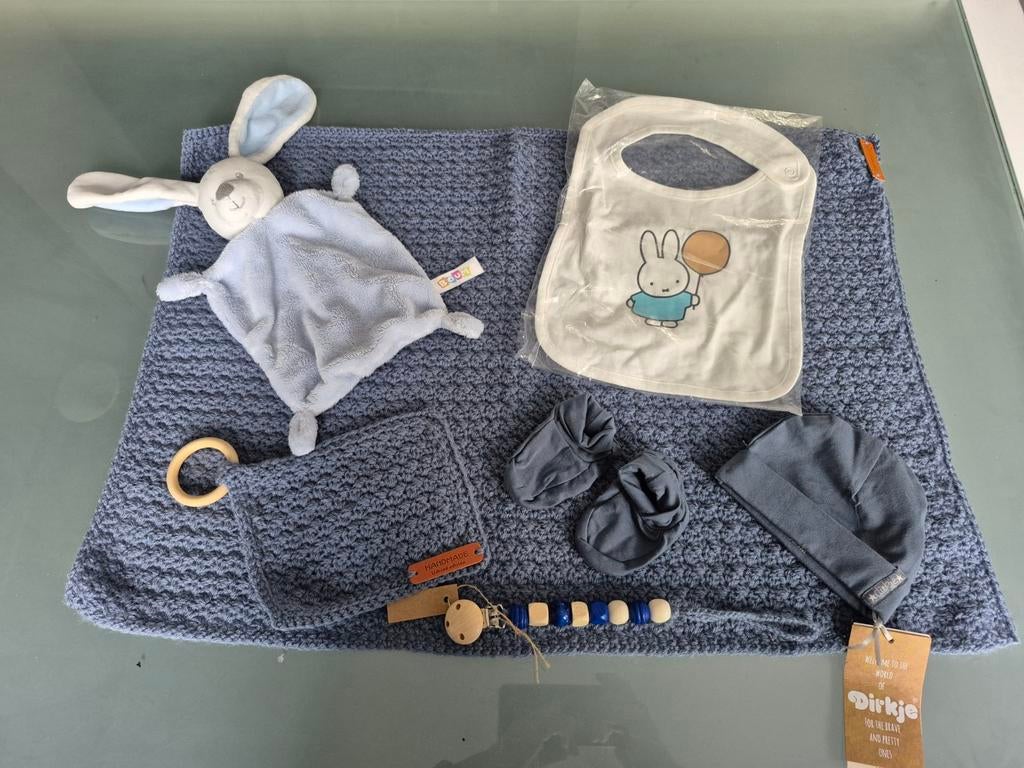 Zelfgehaakte Babydeken Set Blauw grijs, Ophalen of Verzenden, Nieuw, Minder dan 70 cm, Deken