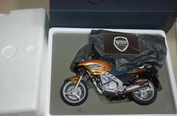 SALE !! 1:10 BMW F650 CS copper Minichamps in box WRH beschikbaar voor biedingen