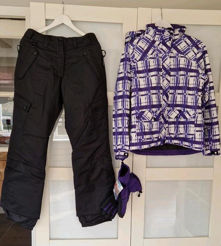 Nieuwe snowboard kleding set Crivit Sports & Maupiti broek, Kleding | Dames, Wintersportkleding, Nieuw, Pak, Ophalen of Verzenden