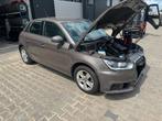 Audi A1 2010-2019 portieren kleur lichtbruin metallic, Ophalen of Verzenden, Audi, Motorkap