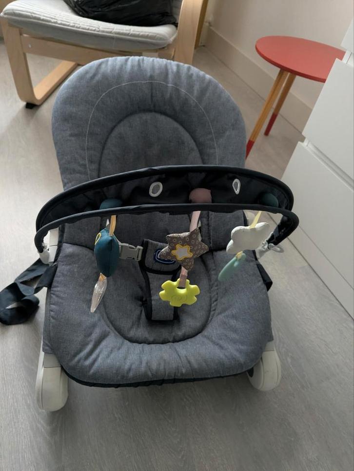 Chicco Wipstoel met Speelboog, Kinderen en Baby's, Wipstoeltjes, Zo goed als nieuw, Wipstoel, Chicco, Met gordel(s) of riempje(s)