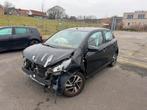 Peugeot 108 1.0 2016 voorschade, Ophalen, Zwart, Handgeschakeld, Benzine