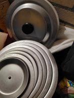 5 klein tot grote Aluminium pannenmet deksel, Ophalen of Verzenden, Zo goed als nieuw