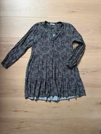 Jurk By-Bar donkerblauw lange mouw maat M, Kleding | Dames, Jurken, Blauw, Ophalen of Verzenden, Gedragen, Boven de knie