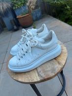Alexander McQueen Sneakers Wit Maat 37, Kleding | Dames, Schoenen, Ophalen of Verzenden, Gedragen, Wit, Sneakers of Gympen