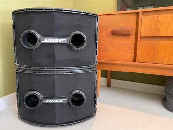 Twee Bose 802 luidsprekers met 802-c controller beschikbaar voor biedingen