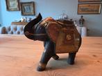 Olifant uit India van hout met messing en koper, Antiek en Kunst, Antiek | Koper en Brons, Ophalen of Verzenden, Koper