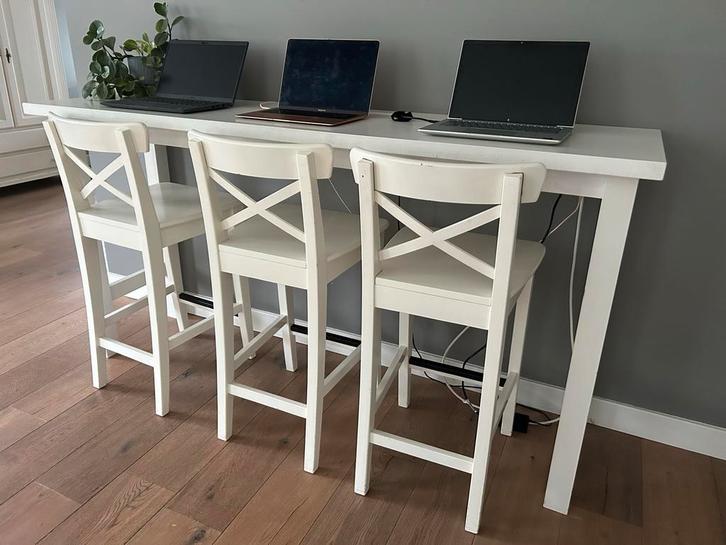 3x IKEA Ingolf Barkrukken (+ Tafel optioneel), Huis en Inrichting, Tafels | Statafels, Zo goed als nieuw, Ophalen