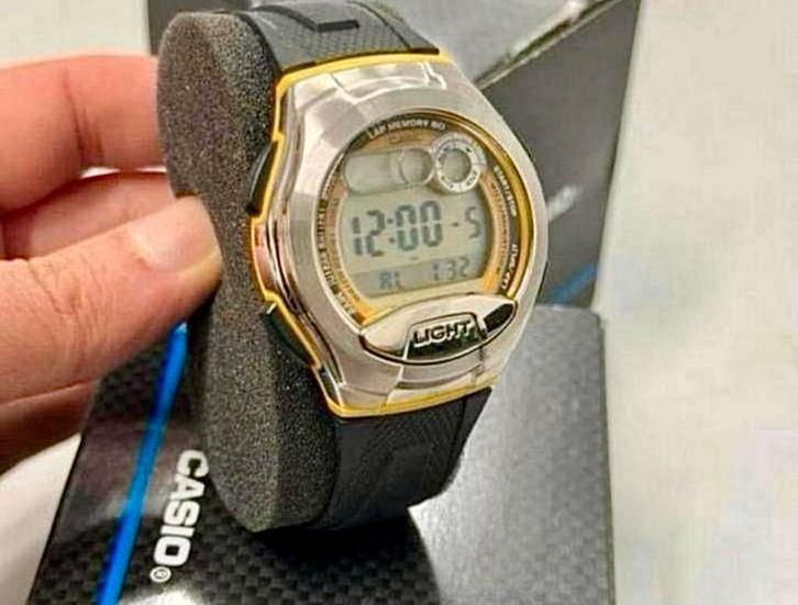 CASIO COLLECTION W752-9B Light horloge NIEUW en waterdicht, Sieraden, Tassen en Uiterlijk, Sporthorloges, Nieuw, Zwart, Waterdicht