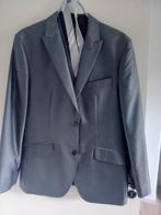 Herenkostuum 3-delig Grijs/Zilver Maat 50 (M), Kleding | Heren, Ophalen of Verzenden, Zo goed als nieuw, Maat 48/50 (M), Grijs