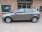 Audi A3 Sportback 1.4 TFSI Attraction Pro Line Business Navi, Auto's, Voorwielaandrijving, Euro 5, Gebruikt, 680 kg