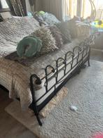 Bed tweepersoons, Ophalen of Verzenden