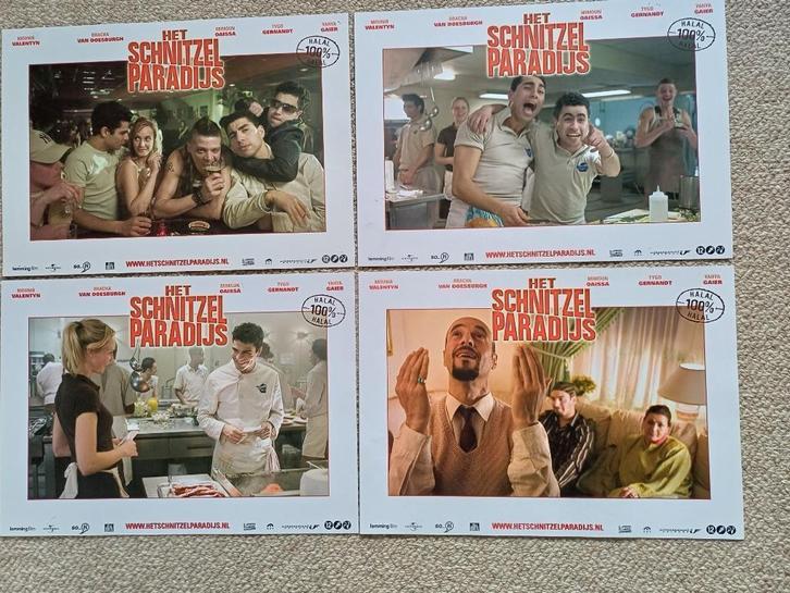 HET    SCHNITZELPARADIJS     lobbycard set., Verzamelen, Posters, Nieuw, Film en Tv, A1 t/m A3, Verzenden