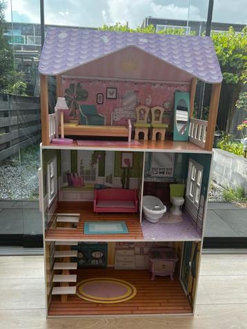 Kidcraft poppenhuis beschikbaar voor biedingen