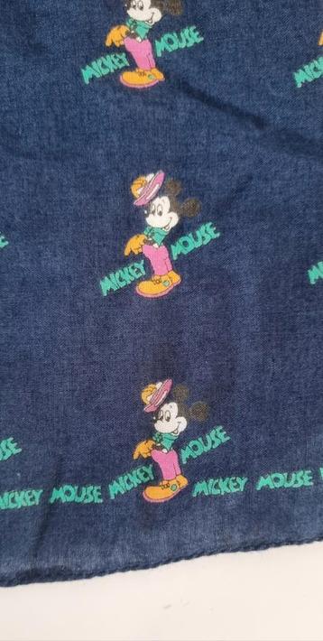 Disney Mickey Mouse zakdoek beschikbaar voor biedingen