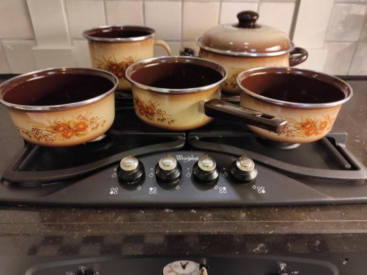 Vintage emaille pannenset 5 delig, Huis en Inrichting, Keuken | Potten en Pannen, Gebruikt, Pannenset, Rvs, Ophalen of Verzenden