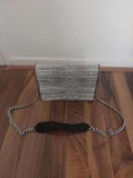 Grijze/Zilveren tas van H&M, 20x16x7cm, Sieraden, Tassen en Uiterlijk, Tassen | Damestassen, Ophalen of Verzenden, Zo goed als nieuw