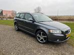 Volvo V50 2.0 2012 - Grijs - R-Design - Bluetooth - Trekhaak, Auto's, Zwart, 4 cilinders, Navigatiesysteem, Stationwagon