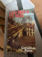 Een brug te ver Arnhem 1944 Cornelius Ryan, Ophalen of Verzenden, Zo goed als nieuw