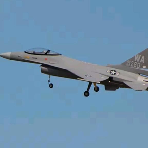 F16 Fighting Falcon 70 mm pnp, Verzamelen, Luchtvaart en Vliegtuigspotten, Zo goed als nieuw, Schaalmodel, Ophalen of Verzenden