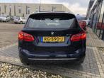 BMW 218i Active Tourer 136PK AUTOM. H.E. : LEER/PANO/HUD NAV, Auto's, 1345 kg, 136 pk, Gebruikt, Blauw