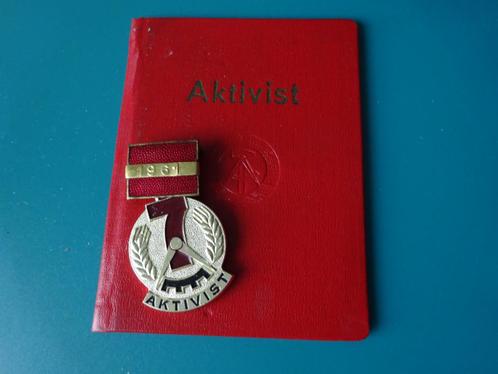 DDR:  Aktivist 7 jarenplan 1961, Verzamelen, Overige Verzamelen, Gebruikt, Ophalen of Verzenden