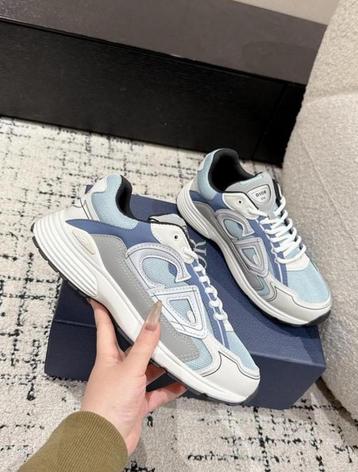 Christian Dior B30 - Diverse modellen - 36 T/M 46 beschikbaar voor biedingen