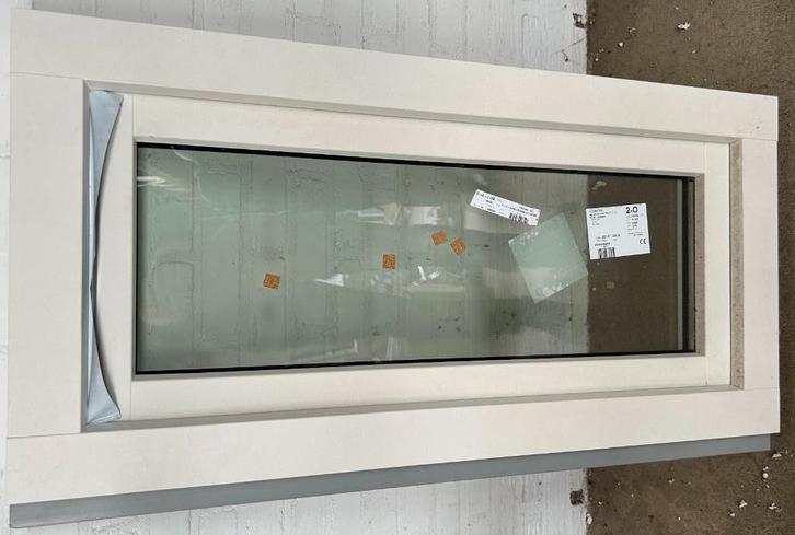 Kiepraam kunststof aluminium 103,5 x 51 cm cremewit 9001, Doe-het-zelf en Verbouw, Kozijnen en Schuifpuien, Nieuw, Raamkozijn