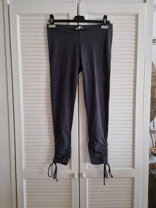 Legging Dept maat M/L, Kleding | Dames, Leggings, Maillots en Panty's, Gedragen, Legging, Maat 40/42 (M), Grijs, Ophalen