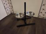 Voerbak op standaard, Dieren en Toebehoren, Hondenvoerbakken en Drinkbakken, Ophalen, Zo goed als nieuw
