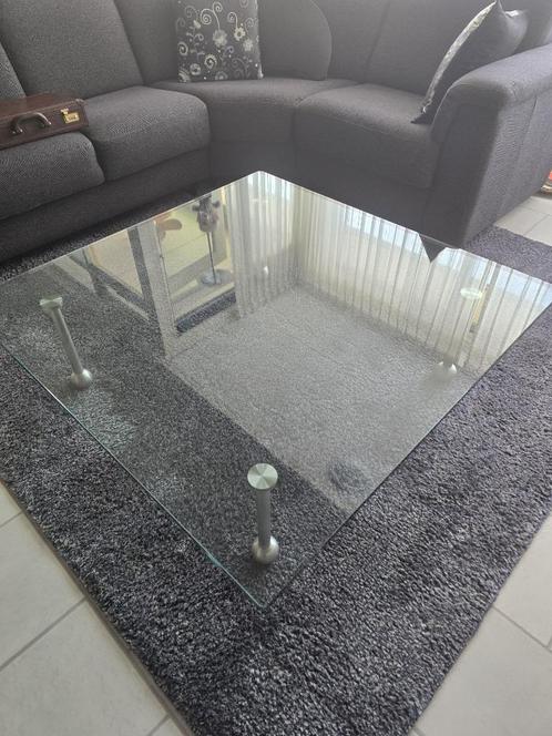 Design glazen Salontafel, RVS poten, vierkant model, Huis en Inrichting, Tafels | Salontafels, Zo goed als nieuw, Minder dan 50 cm