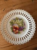 Porseleinen vintage serveerschaaltje, Antiek en Kunst, Antiek | Porselein, Ophalen of Verzenden