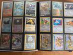 Pokemon album vol + ~ 400 kaarten, Ophalen of Verzenden, Gebruikt, Boek of Catalogus