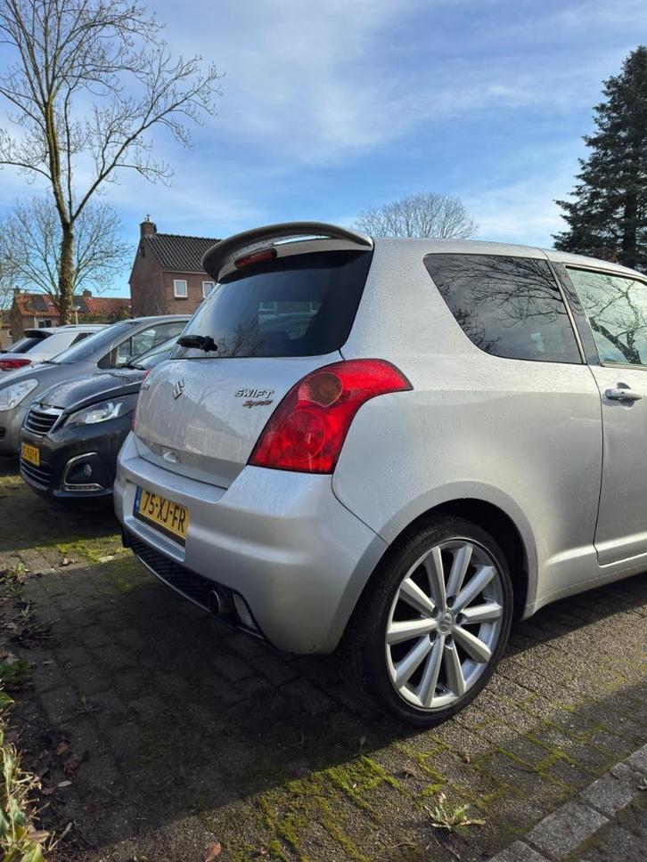 Suzuki Swift 1.6 3D Sport 2007 Grijs, Auto's, Suzuki, Particulier, Swift, ABS, Airbags, Elektrische ramen, Keyless entry, Lichtmetalen velgen