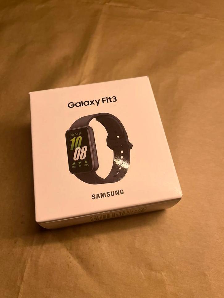 Samsung Galaxy fit 3 smartwatch nieuw, Sieraden, Tassen en Uiterlijk, Smartwatches, Zo goed als nieuw, Android, Zwart, Ophalen