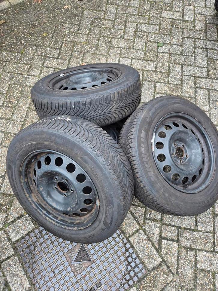 Winterbanden Peugeot 3008 (2019) - Set, Auto-onderdelen, Banden en Velgen, Banden en Velgen, Winterbanden, 17 inch, 215 mm, Personenwagen