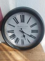 Mooie stoere klok, doorsnee 38cm, Ophalen of Verzenden, Zo goed als nieuw