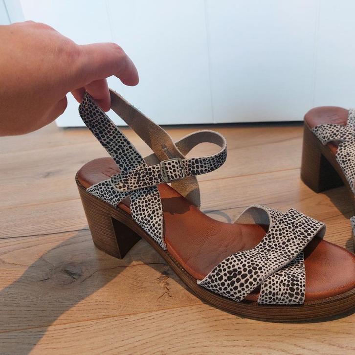 Red Rag sandalen met hak maat 41, Kleding | Dames, Schoenen, Zo goed als nieuw, Sandalen of Muiltjes, Wit, Ophalen of Verzenden