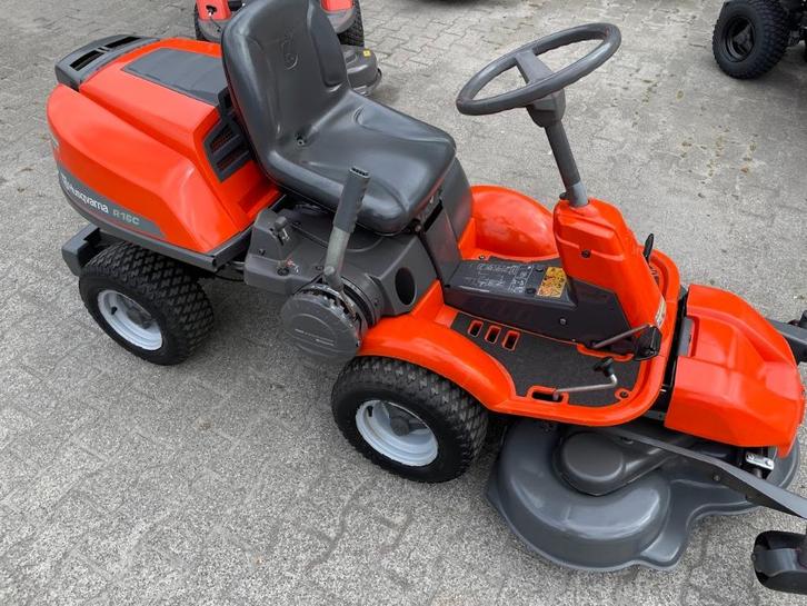 husqvarna rider R18 frontmaaier hydrostaat met nieuw maaidek, Tuin en Terras, Zitmaaiers, Gebruikt, 90 tot 120 cm, Elektrische starter