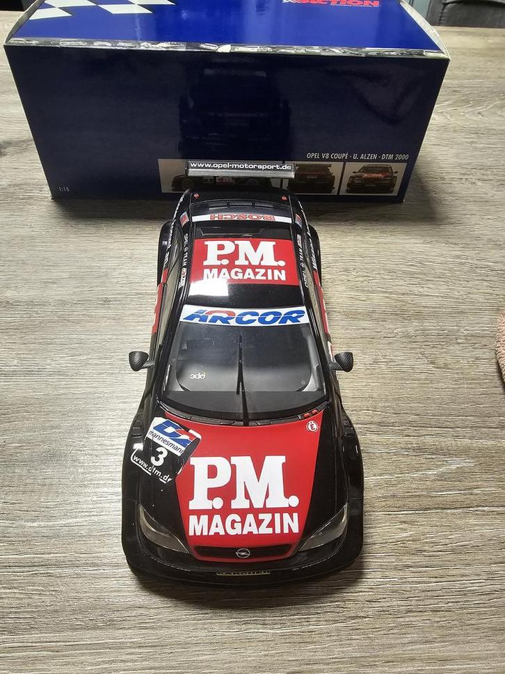 Opel V8 Coupé U. Alzen DTM 2000 Modelauto, Hobby en Vrije tijd, Modelauto's | 1:18, Gebruikt, Auto, Overige merken, Ophalen of Verzenden