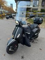 Vespa Sprint Full option Mat zwart | Lage km stand, Fietsen en Brommers, Scooters | Vespa, Ophalen, Overige modellen, Maximaal 45 km/u