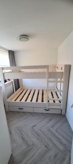 4 pers stapelbed. Alle maten en kleuren. 6 pers ook mogelijk, Huis en Inrichting, Slaapkamer | Stapelbedden en Hoogslapers, Ophalen