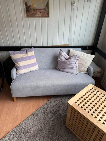 Grijze 2-persoons bank