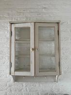 Wit vitrine kast / wand kast 59 X 78 cm, Huis en Inrichting, Ophalen, Gebruikt, Met hangruimte, 50 tot 100 cm
