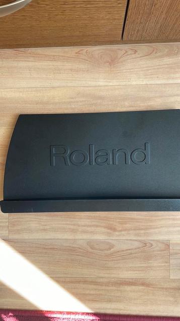 Roland bladmuziek houder beschikbaar voor biedingen