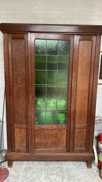 Antieke kast, 3 deurs. Eikenhout en glas in lood, Ophalen