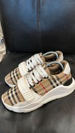 Burberry schoon maat 38, Kinderen en Baby's, Babykleding | Schoentjes en Sokjes, Ophalen of Verzenden, Zo goed als nieuw, Schoentjes