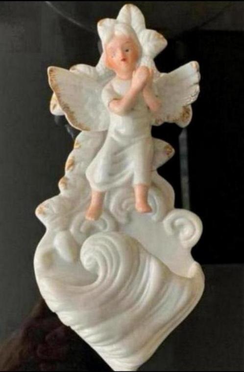 Wijwaterbakje met Engel.  Brocante. Porselein of Maria Beeld, Antiek en Kunst, Antiek | Religie, Ophalen of Verzenden